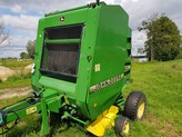 - John Deere 580 - 3